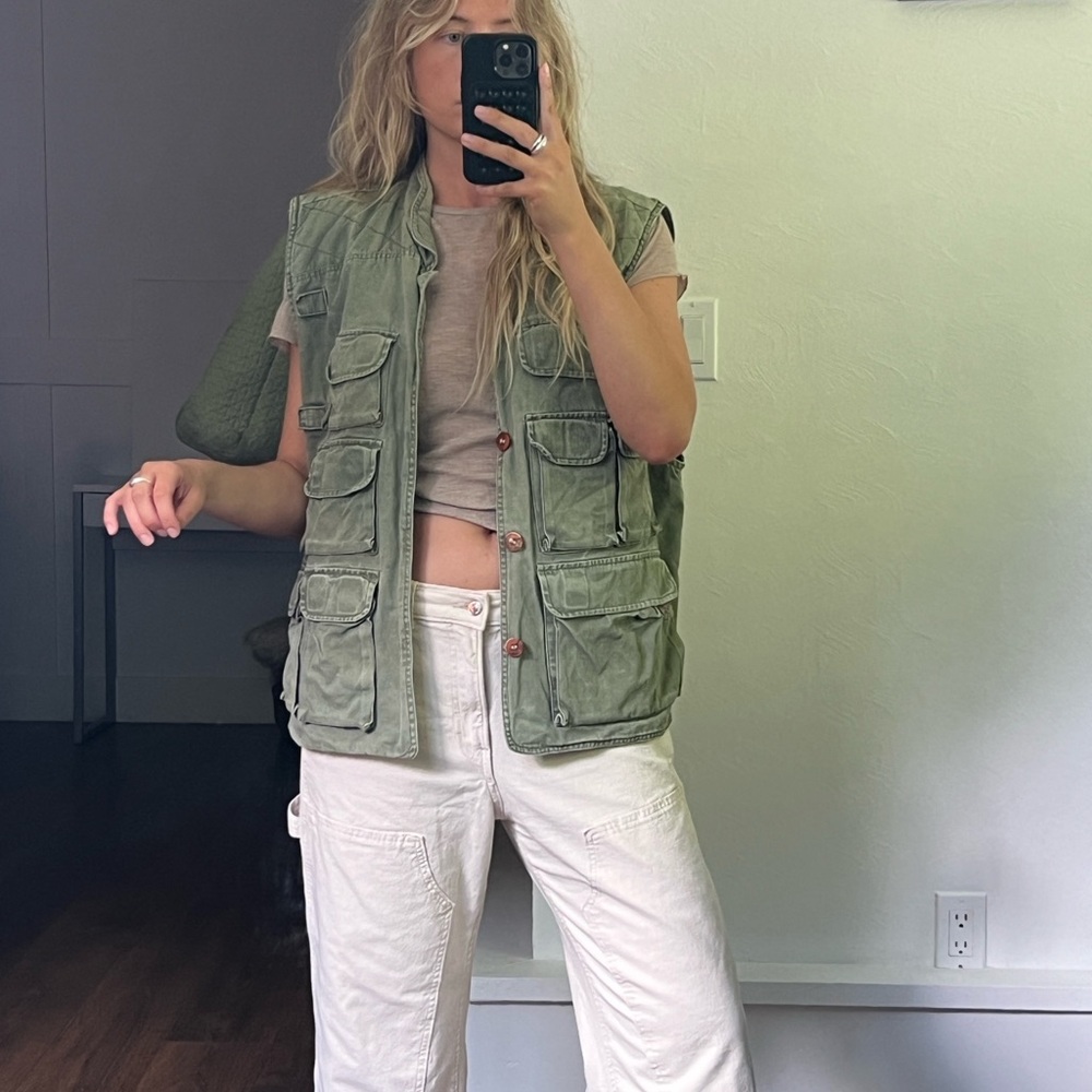 Vintage fishing vest with pockets